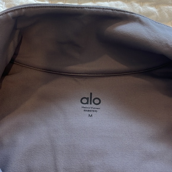NWOT! Alo Yoga full zip, size medium - Picture 5 of 6